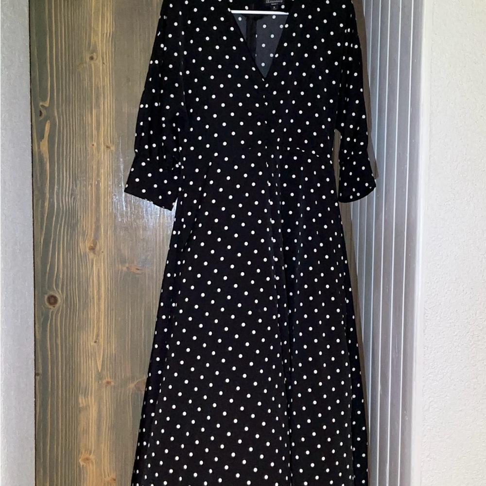 Chic Black Polka Dot Midi Dress